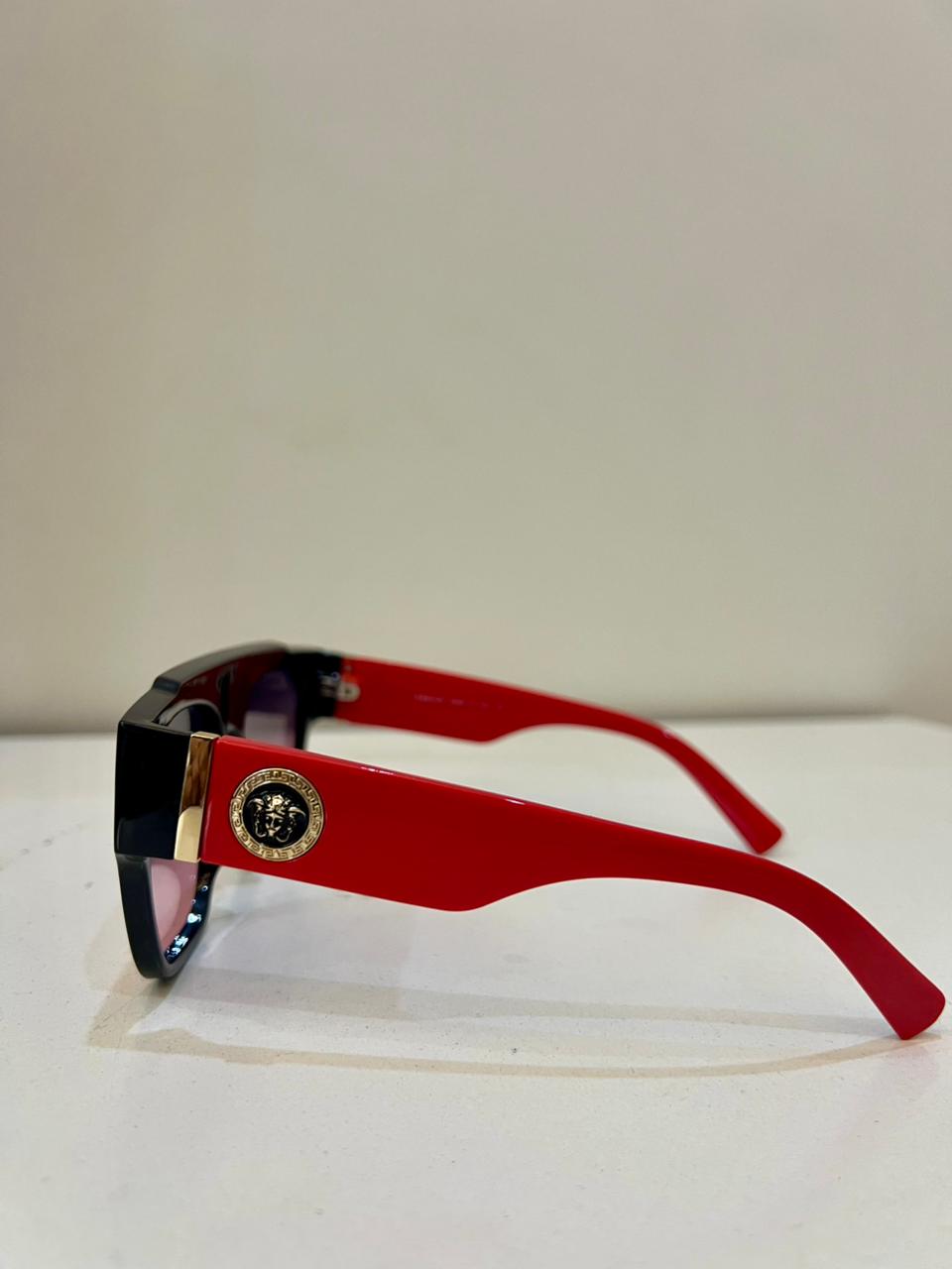 Versace | Ruby Horizon