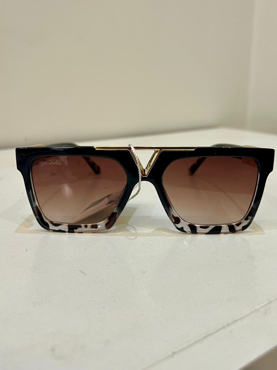 LV | Monarch Caramel Tortoise